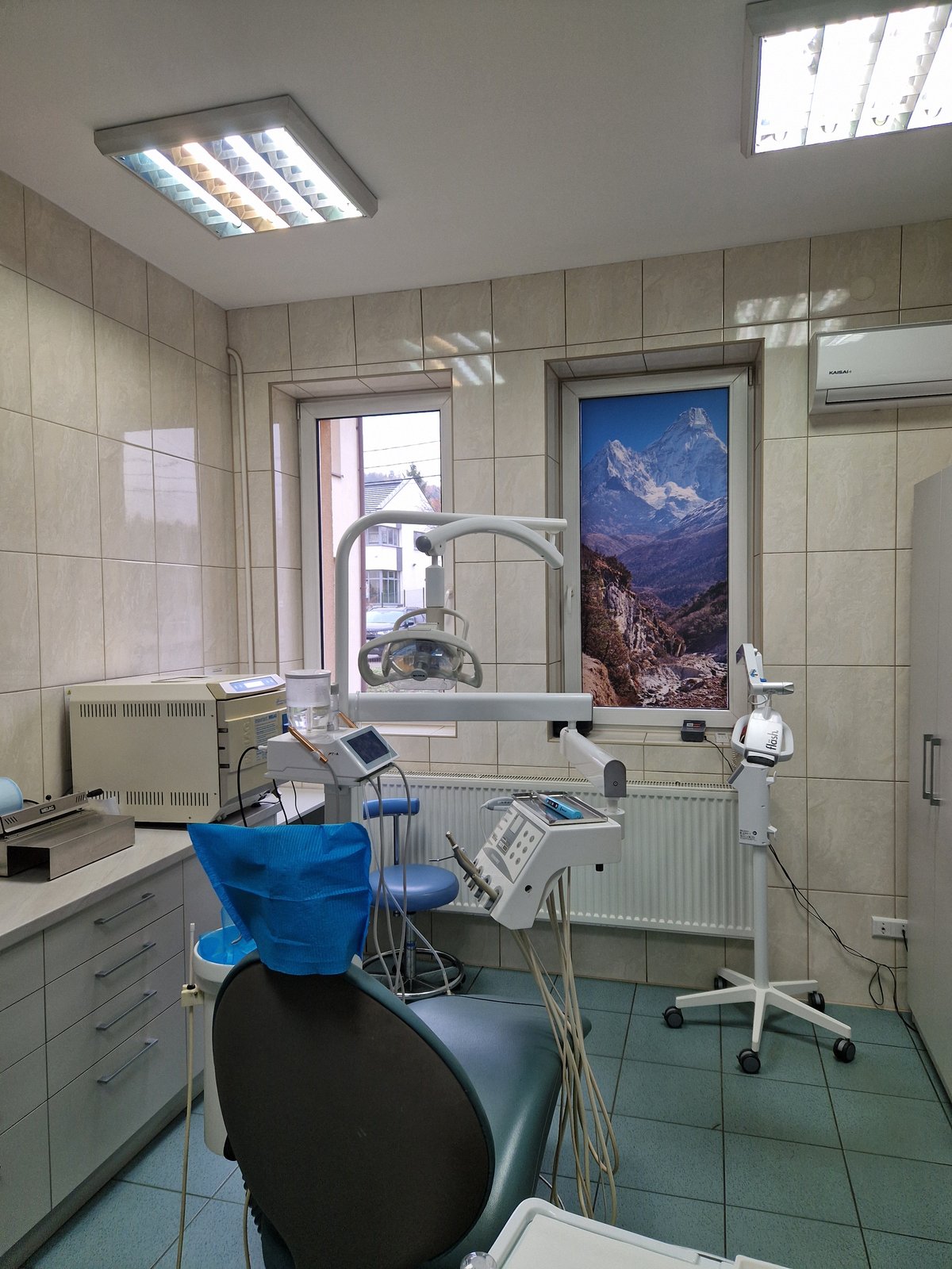 Wnętrze gabinetu stomatologicznego Oladent w Budzowie